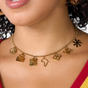 Safiya Womens Charm Necklace (GOLD)